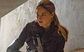 91% the spectacular now (2013). Shailene Woodley Talks Allegiant Split Decision Ew Com