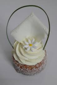 La Recette Permet De Preparer 7 Petits Cakes Individuels Dans Des Cercles A Entremet De 7 5cm De Diametre Composition Bolos Individuais Baunilha Sobremesas