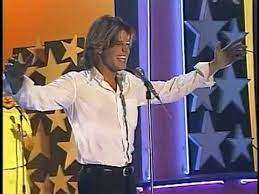 His parents divorced when he was just two years old, after which he stayed alternatively in his father's home and paternal grandparents' house during his childhood. Ricky Martin Maria Youtube
