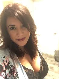 Joni Woods (@Joniwoods)