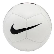 Op deze pagina vind je een overzicht van links naar binnenlands voetbal, buitenlands voetbal, transfers, vrouwenvoetbal, voetbalmedia, voetbalgames enz. Nike Pitch Team Voetbal