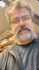 #fireplacemakeover #precastconcrete #fireplacedesign #redresort  #fireplacedecor #hearth #