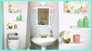 Así que yo en esta ocasión te voy a enseñar cómo decorar un baño pequeño o lo que es lo mismo mi baño, sí. Como Decorar Un Bano Pequeno Con Poco Dinero Youtube
