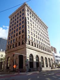 Huntington bank has 930 branches nationally across the country. File Huntington National Bank Building In Downtown Toledo Ohio September 2019 Jpg Wikimedia Commons