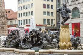 Der neptunbrunnen gilt als größte barocke brunnenanlage nördlich der alpen. Das Schone Detail Brunnen Und Wasserspiele In Deutschland Nurnberg Ehekarussell