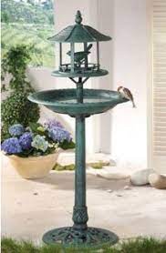 Das schaf ist aus kunstharz hergestellt und dadurch uv bestaendig frost und wetterfest. Mit Dekoartikel Den Garten Verschonern