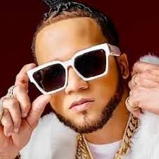 Artistas que comienzan con la letra E