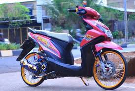 Gambar motor kawasaki ninja warna merah otto modifikasi gambar motor kawasaki ninja warna merah tidak merupakan sesuatu tabuh lagi jika medsos … Modifikasi Motor Beat Velg 17 Warna Putih Radea