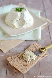 Fromage Vegetal Aux Noix De Cajou Ail Et Fines Herbes Faux Mage Tomate Sans Graines Le Blog Engage De Stephanie Faustin Fromage Vegetal Fromage Vegan Cuisine Bio