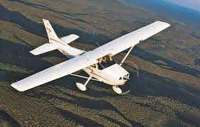 Our jets, turboprops and piston aircraft dominate the sky ✈ follow us to find out what's happening at cessna! Cessna 172 Skyhawk Gebraucht Kaufen Der Ratgeber Fliegermagazin