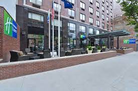 The city has lifted all covid restrictions and is ready to welcome back our guests. Holiday Inn Express Manhattan Midtown West Ab 88 1 4 3 Bewertungen Fotos Preisvergleich New York City Tripadvisor