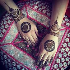 # back hand mehendi design. Simple Gol Tikka Mehndi Designs For Hands In 2020 Mehndi Designs For Hands Simple Arabic Mehndi Designs Mehndi Designs For Beginners