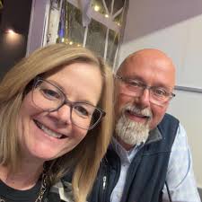 Where to find pitching lessons for teenage girls in St. Charles IL?