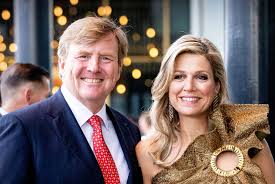 He became the country's first king since 1890 when his. Dutch King Willem Alexander Apologizes After Greek Vacation Scandal Vanity Fair