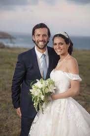 Cuca roseta | cuca roseta é uma das mais marcantes e reconhecidas vozes do fado da atualidade. Caras Cuca Roseta Celebra 3 Anos De Casamento Recorde As Fotografias Do Dia