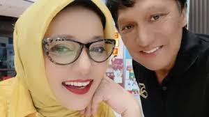 Marissa Haque Sempat Bekerja dan Baca Al-Quran Sebelum Meninggal, Laptop  Masih Menyala saat Tubuhnya Membiru