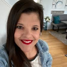 Lina Michael's Instagram, Twitter & Facebook