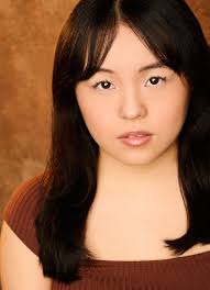 Pachia Vang's Instagram, Twitter & Facebook