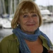 Smart Girls in the 21st Century