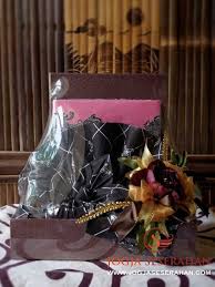 Jan 24, 2019 · halo sobat, pada kesempatan kali ini kami akan berbagi informasi populer tentang contoh tema acara kebersamaan. 56 Ide Hantaran Pernikahan Perkawinan Ide Perkawinan