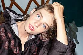 Maya Hawke Blue Eyes, HD wallpaper