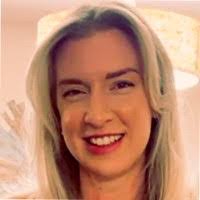 Candice Downs's Instagram, Twitter & Facebook