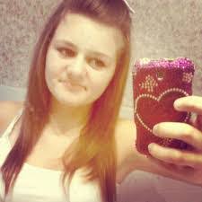 Tessa Hatfield's Instagram, Twitter & Facebook