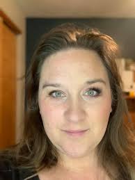 Minimal makeup for melasma coverage tips