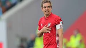 Doch seine entscheidung ist klug. Bayern Kapitan Lahm Erneuert Kritik An Uli Hoeness