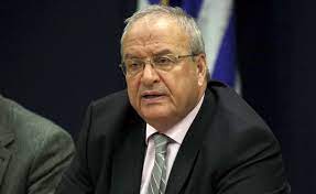 Για να βγεις από μία τέτοια. Sto Nosokomeio Me Korwnoio O Lewnidas Grhgorakos