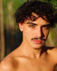 E a vaga veio com gol, provocação e choro. 71 Ideias De Novinhos Em 2021 Meninos Bonitos Rapazes Bonitos Fotos De Meninas