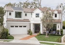 See floor plans and historic advertising flyers for cape cod houses built during the 1950s. Modern Cape Cod Home Design Home Bunch Interior Design Ideas