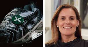 Scott Kay Sets FIT Jewelry Design Student Competition