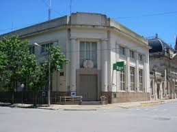 Avenida 9 de julio opinie, buenos aires. Banco Provincia Bs As Sucursal 9 De Julio Mapio Net