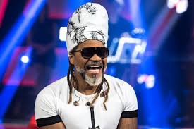 Изучайте релизы carlinhos brown на discogs. Carlinhos Brown Lanca Feat Com Anitta E Comenta Possivel Clipe Seria Maravilhoso The Voice Kids Gshow