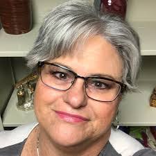 Cindy Newcomb's Instagram, Twitter & Facebook