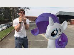 The series is based on hasbro's my little pony line of toys and animated works and is often referred by collectors to be the fourth generation, or g4, of the my little pony franchise. Fabulous Reads Bring My Little Pony To Glorious Life Highway Mail