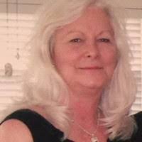 Janet Duarte's Instagram, Twitter & Facebook