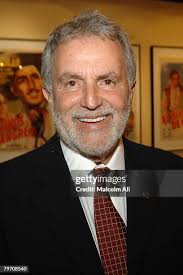 28 Photos & High Res Pictures