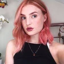 Molly Dodson's Instagram, Twitter & Facebook