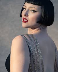 The always stunning Miss Bliss. She is a sensational performer and creator!  Model : @cierra.bliss Camera : @canonusa #performer #lasvegas #portrait