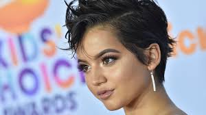 You should try to make sure that the tips go up and down. Cute Short Hairstyles To Step Up Your Hair Game Big Time Stylecaster