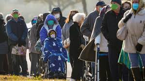 Posteriormente, de febrero a abril de 2021, será el personal de salud restante y personas lee también: Dallas Abren Megacentro En Fair Park Para Intensificar Vacunacion Contra Covid 19
