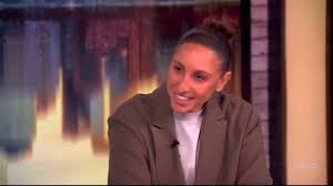 Diana Taurasi, you are hilarious for this GOLD moment on The View!! 💀💀, Follow the Diana Taurasi fan page @dtaurasi3_fp for all things DT and the WNBA! 🧡💜, Video credits go to @theviewabc , ...