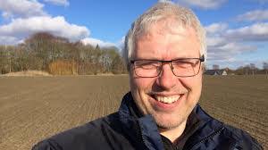 Richard Juul's Instagram, Twitter & Facebook