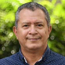 Gerardo Soto's Instagram, Twitter & Facebook