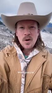 Brian Leckey's Instagram, Twitter & Facebook