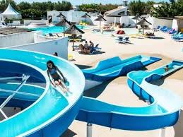 camping les saintes maries de la mer sunelia le clos du rhone camping aquatique rhone