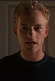 Reese and dewey run from a old man in a. Malcolm In The Middle S02e02 Halloween Approximately Subtitles Subtitleshub