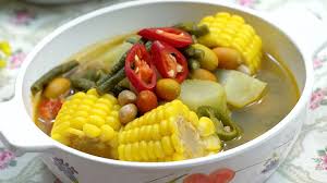 The sweet and sour flavour of this dish is considered refreshing and very compatible with fried or grilled dishes. 6 Resep Sayur Asem Sehat Khas Berbagai Daerah